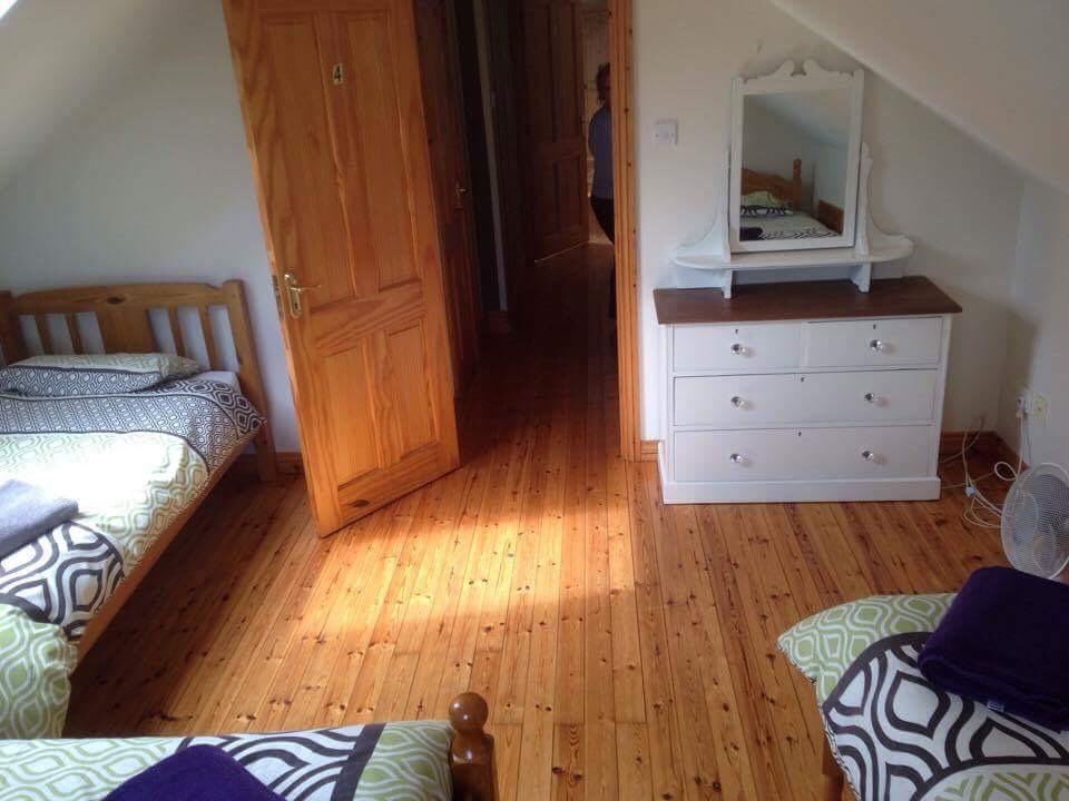 Tara House Bed and Breakfast Ballycastle Eksteriør billede